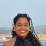 Entertainment Host ID15316