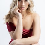 Solo singer ID15402